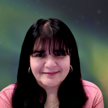Professional headshot Maria Fernandez